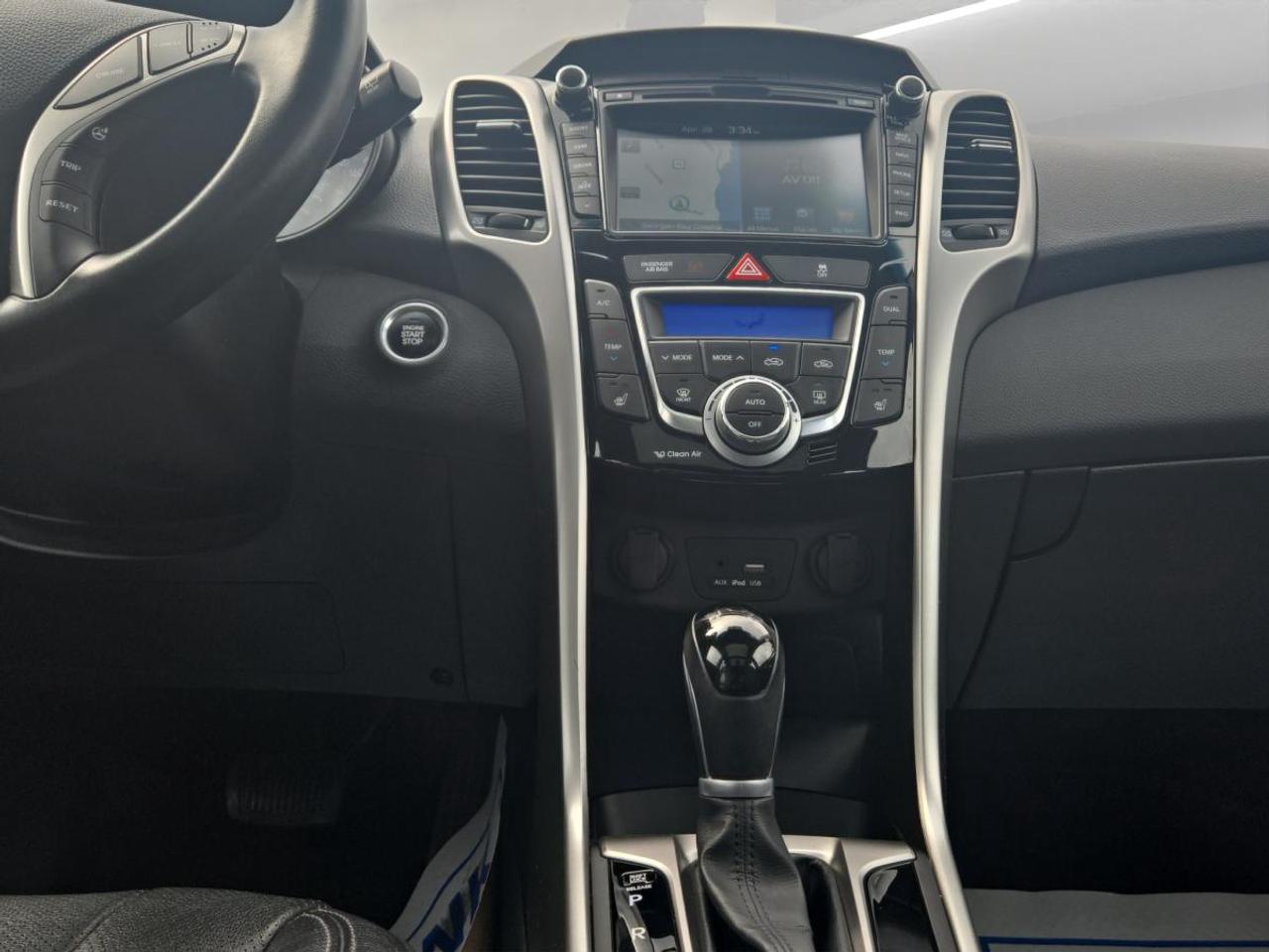 2016 Hyundai Elantra GT Limited Photo