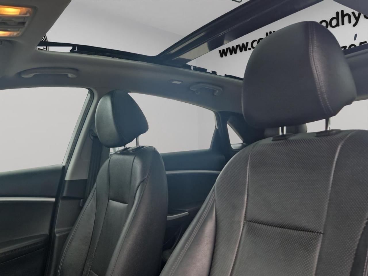 2016 Hyundai Elantra GT Limited Photo