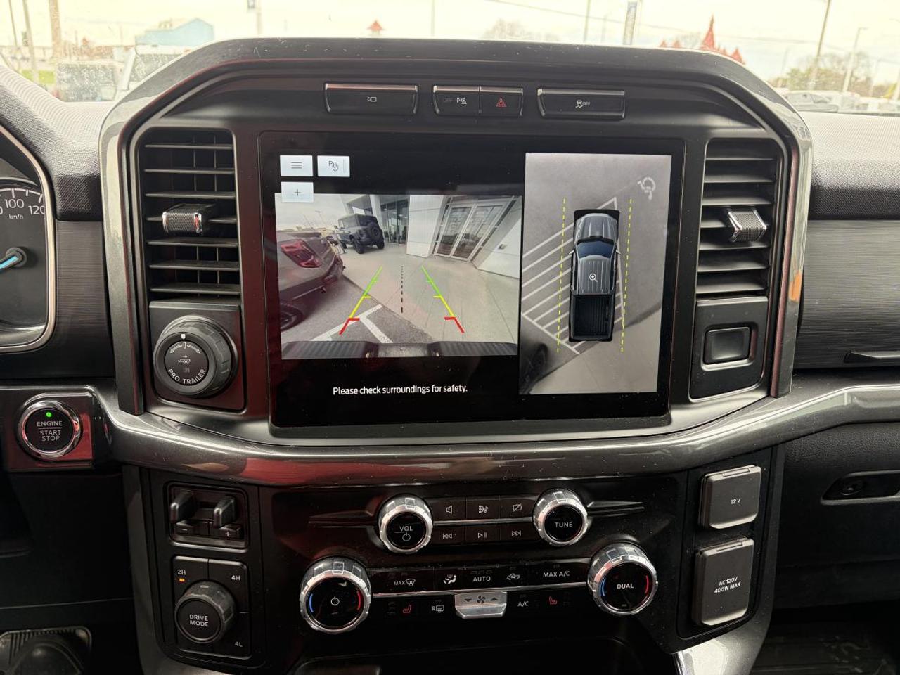 2023 Ford F-150 XLT Photo