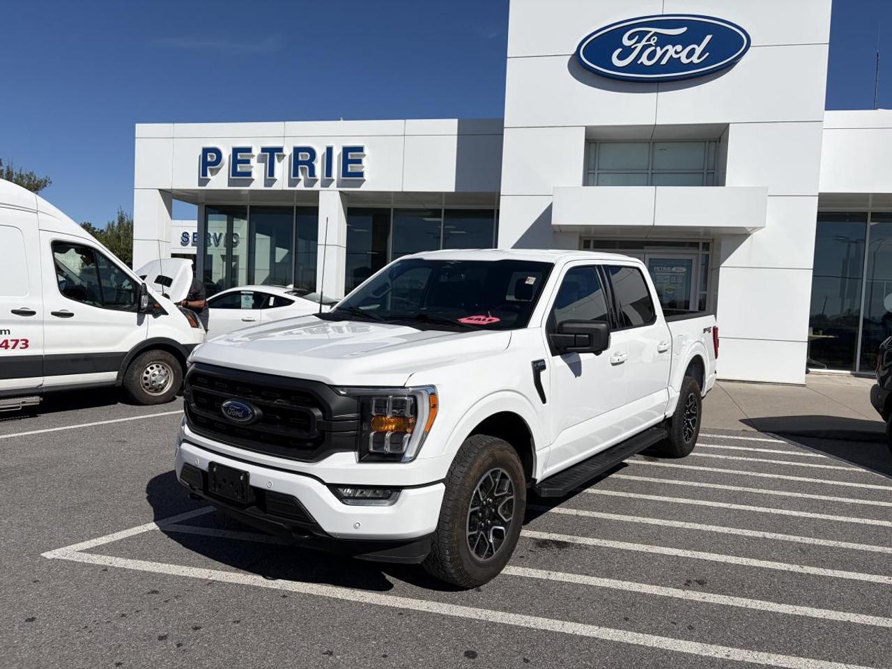 2023 Ford F-150 XLT Photo0