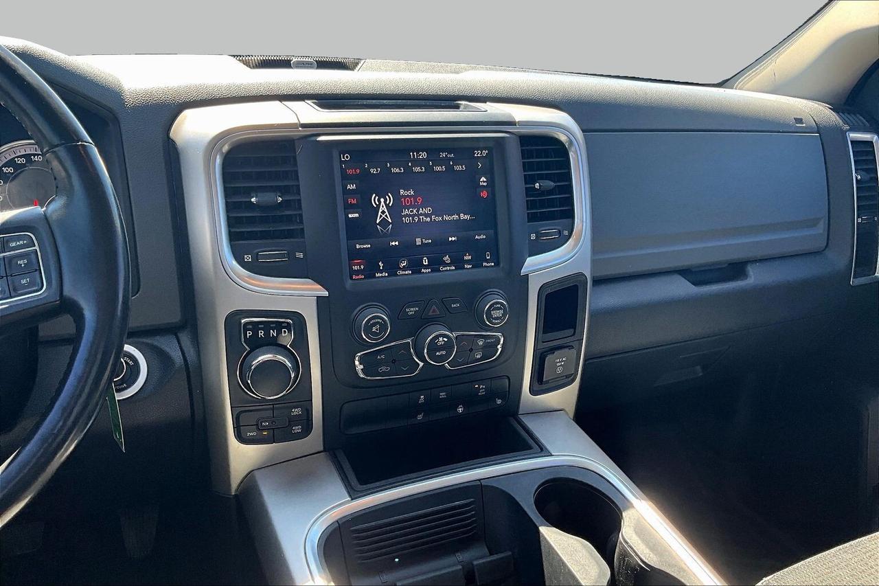 2019 RAM 1500 Classic WARLOCK Photo