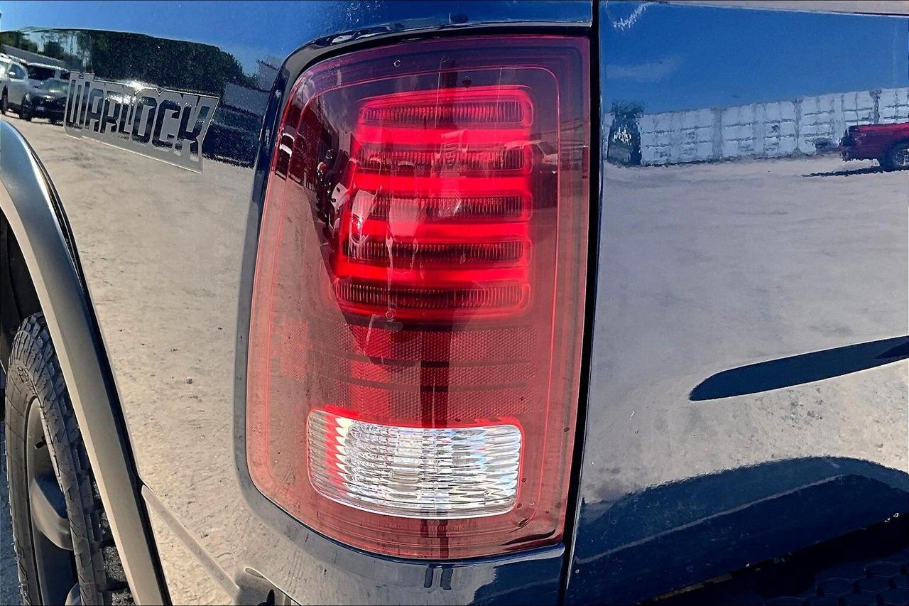 2019 RAM 1500 Classic WARLOCK Photo