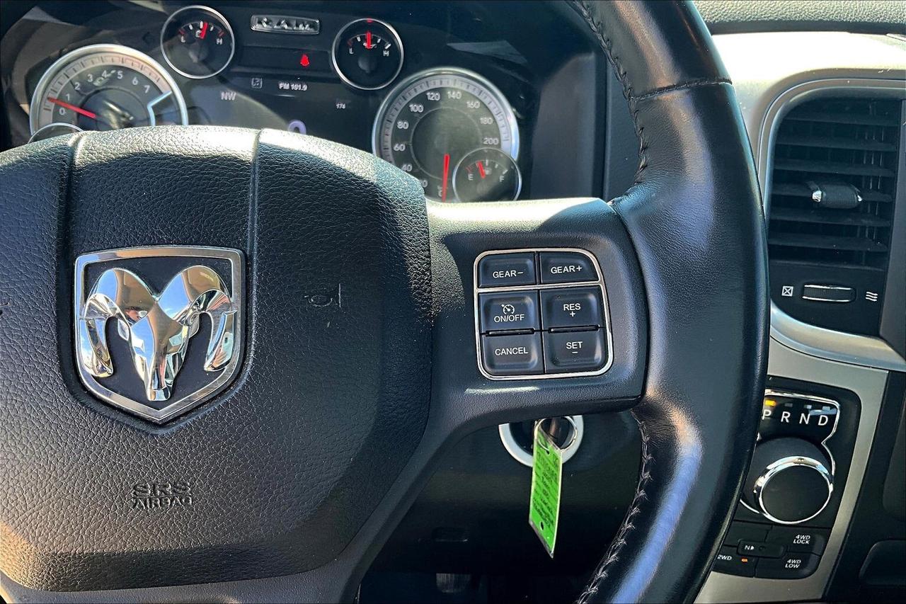 2019 RAM 1500 Classic WARLOCK Photo
