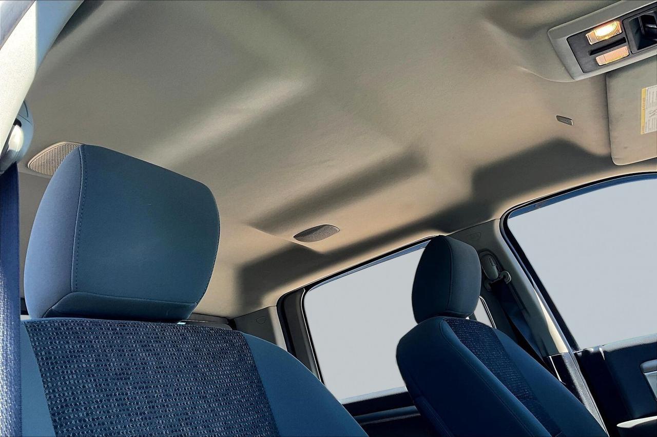 2019 RAM 1500 Classic WARLOCK Photo