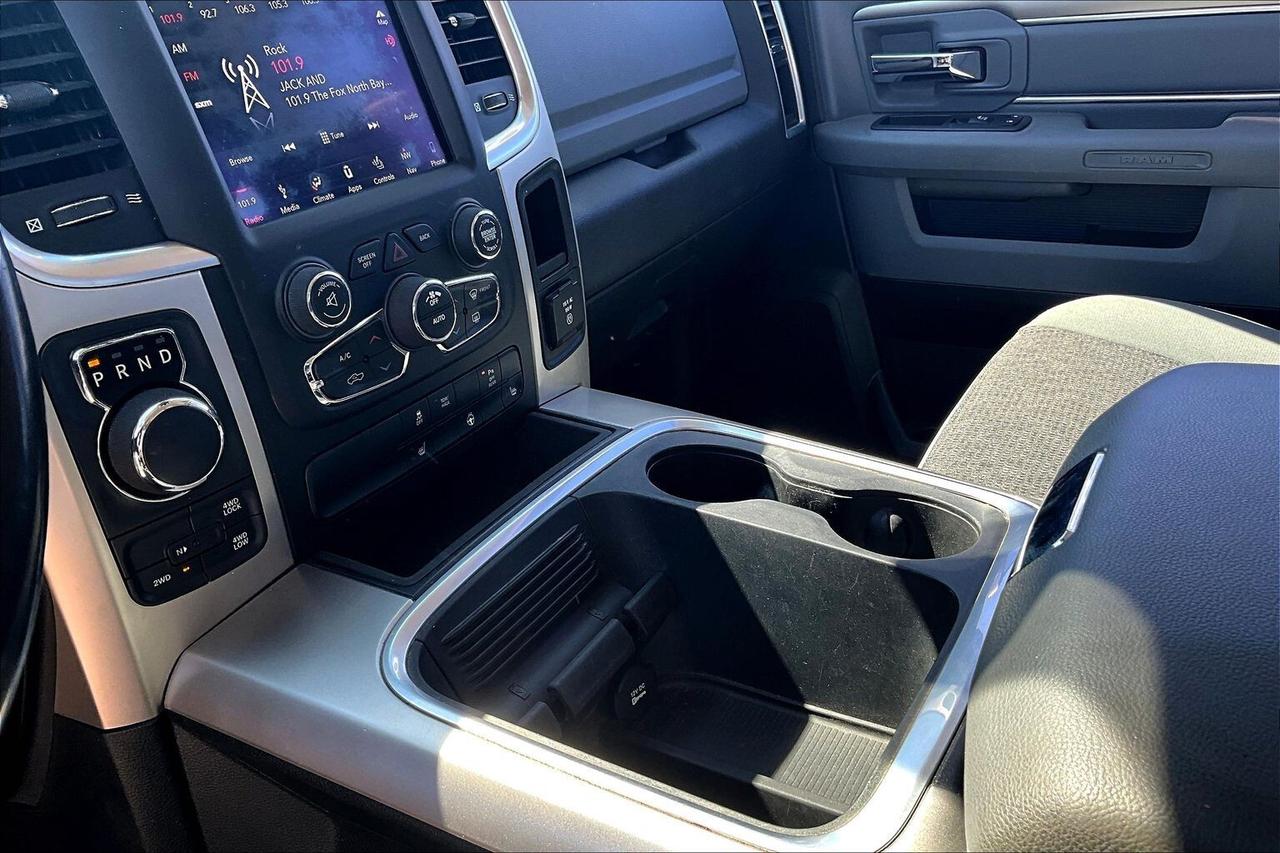 2019 RAM 1500 Classic WARLOCK Photo