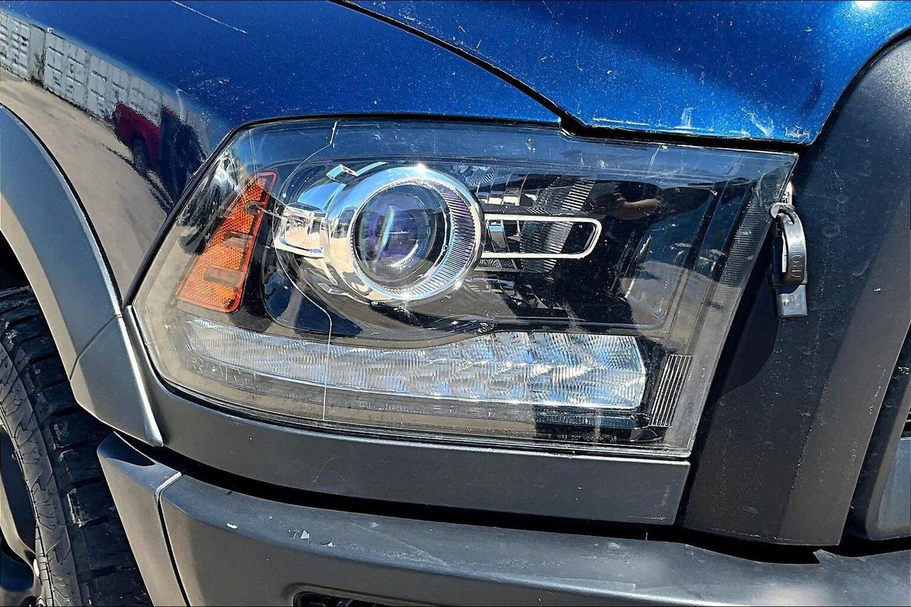 2019 RAM 1500 Classic WARLOCK Photo