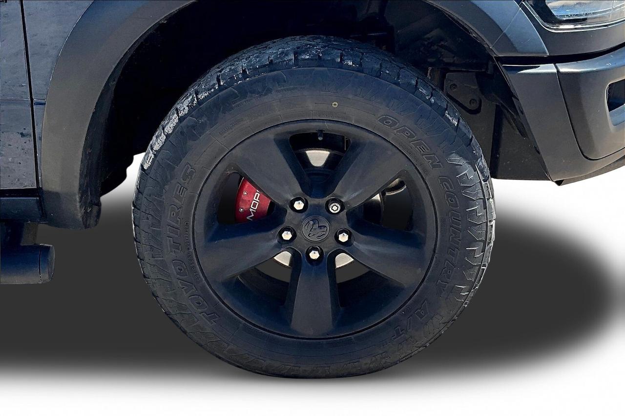 2019 RAM 1500 Classic WARLOCK Photo