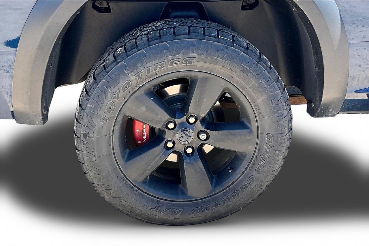 2019 RAM 1500 Classic WARLOCK Photo