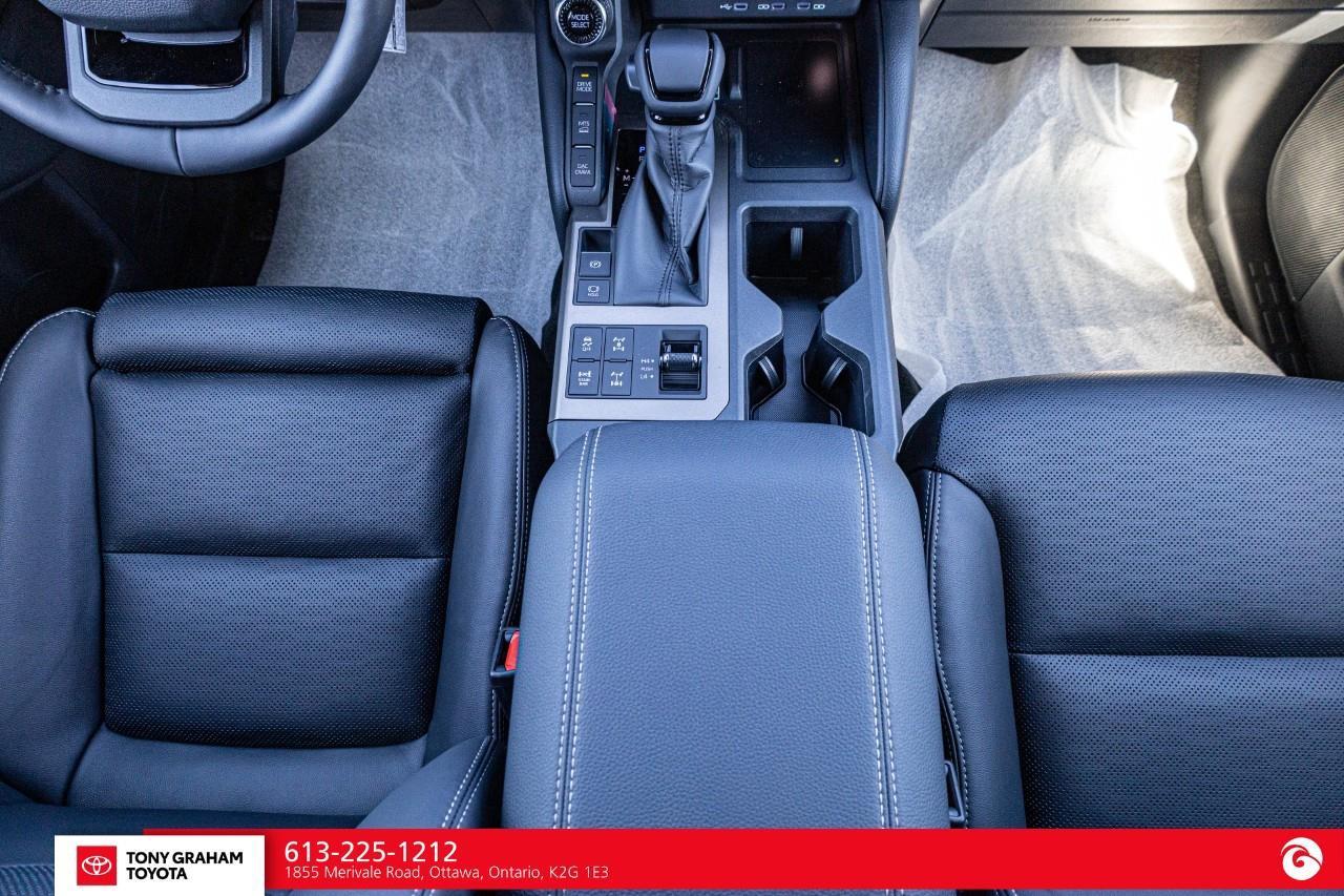 2026 Toyota Land Cruiser  Photo