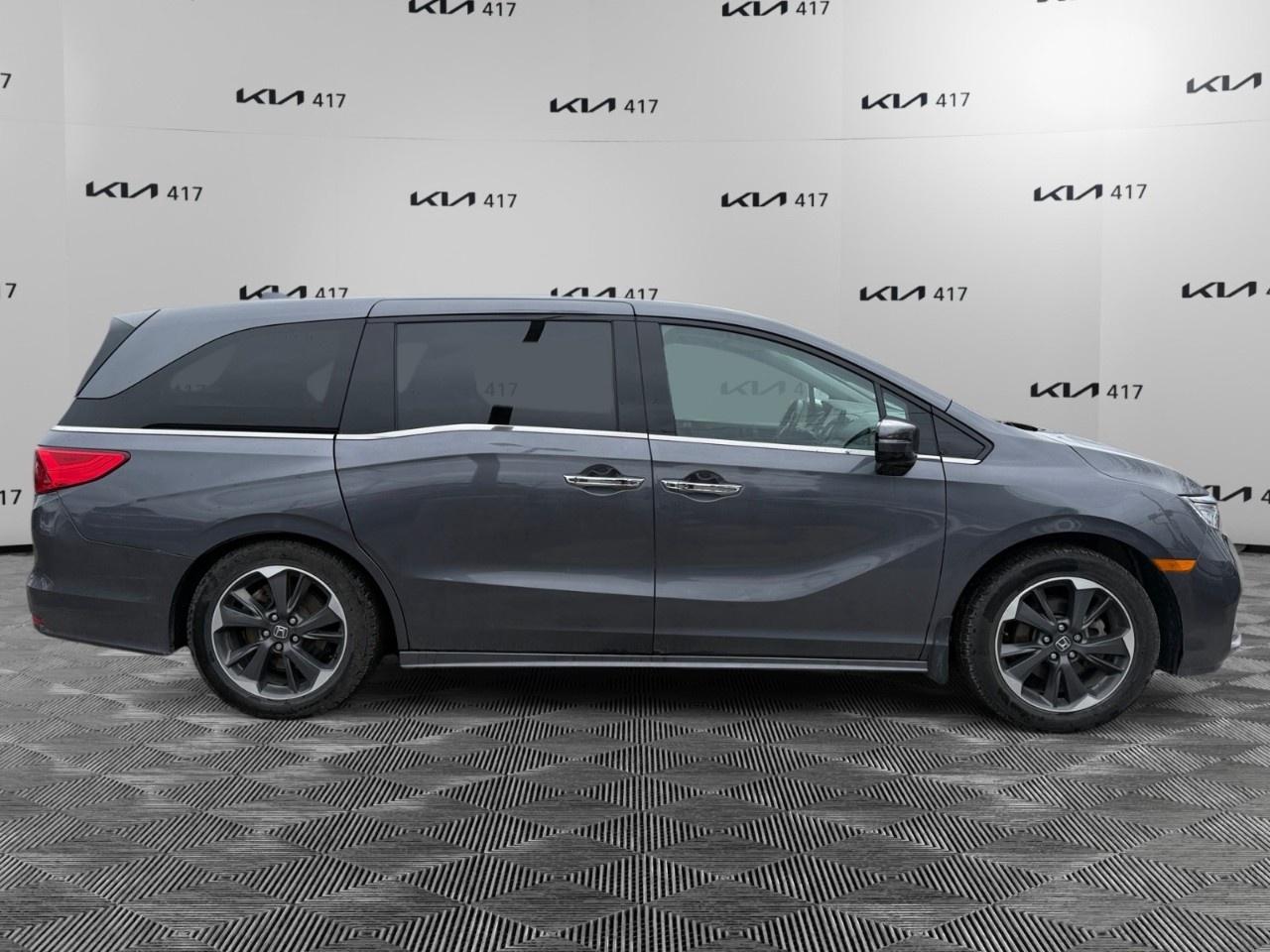 2023 Honda Odyssey Touring Auto Photo
