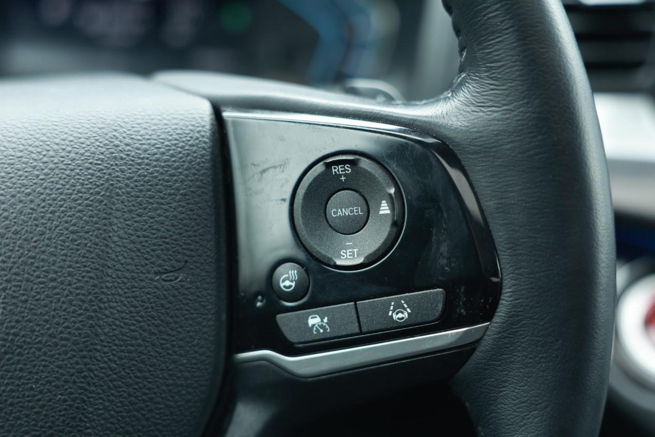2023 Honda Odyssey Touring Auto Photo
