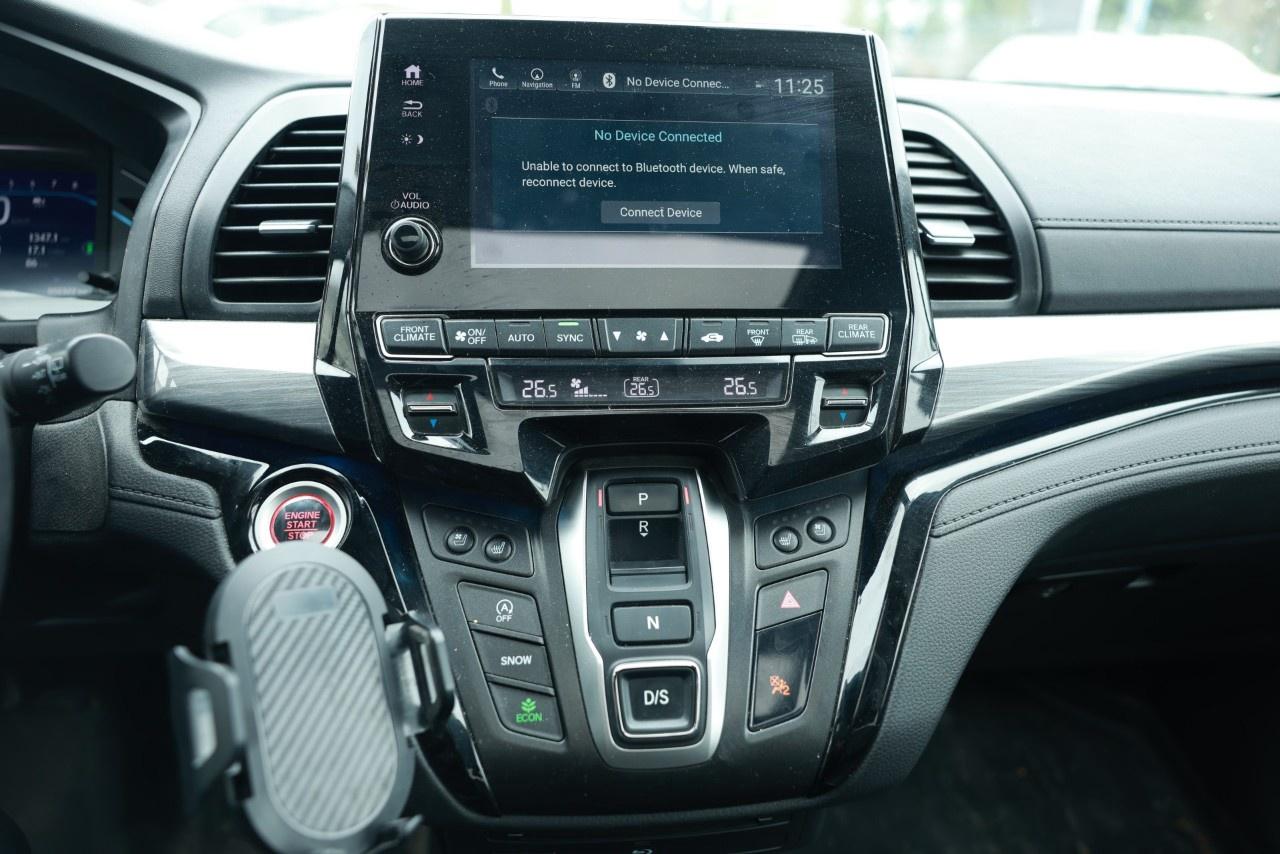 2023 Honda Odyssey Touring Auto Photo