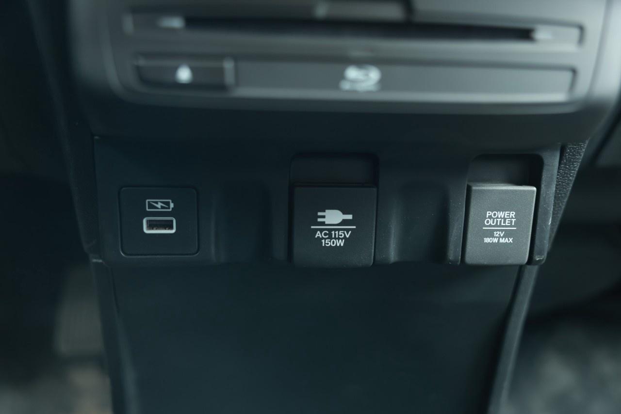 2023 Honda Odyssey Touring Auto Photo