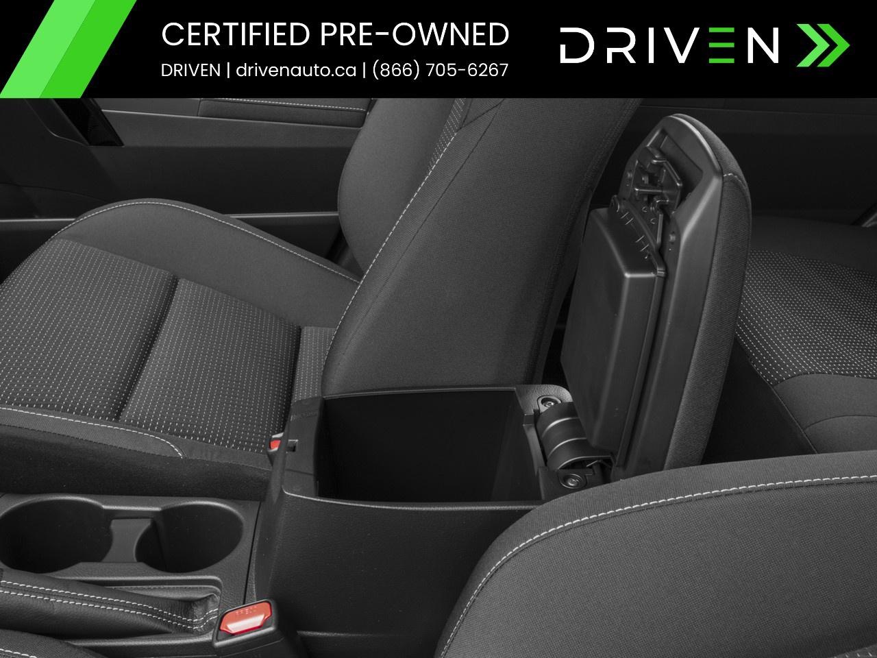 2018 Toyota Corolla iM CVT Photo