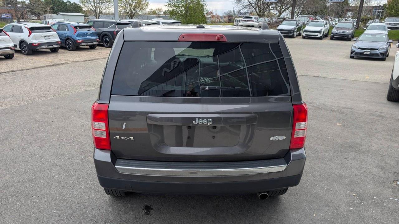 2016 Jeep Patriot 4WD 4dr High Altitude Photo