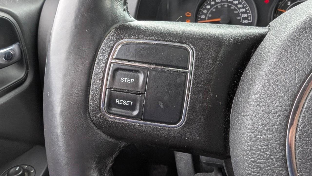 2016 Jeep Patriot 4WD 4dr High Altitude Photo