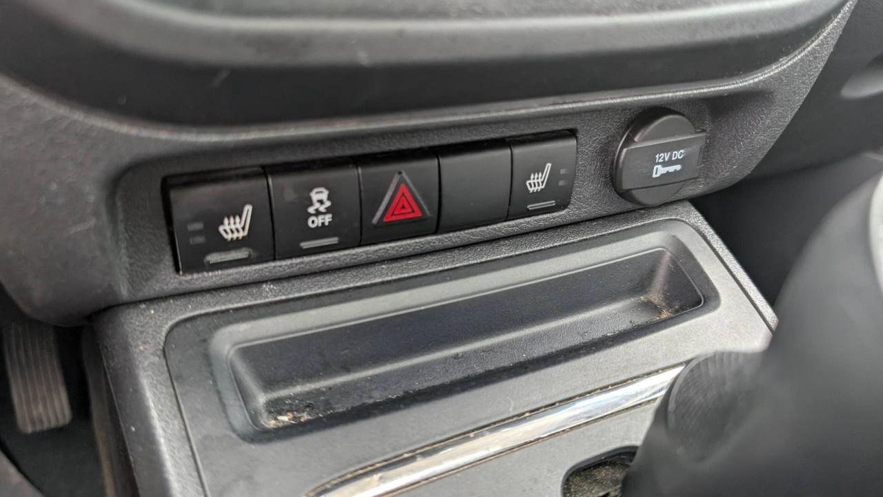 2016 Jeep Patriot 4WD 4dr High Altitude Photo