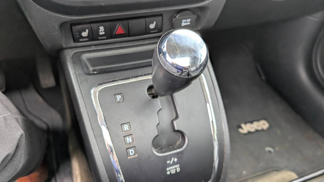 2016 Jeep Patriot 4WD 4dr High Altitude Photo
