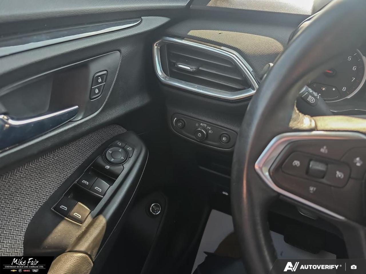 2021 Chevrolet TrailBlazer LT Photo