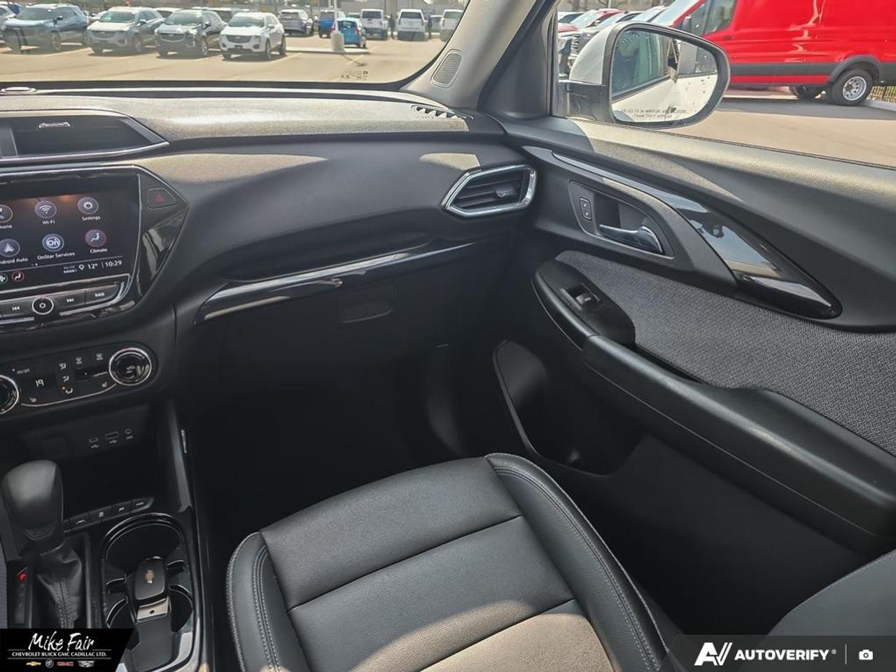 2021 Chevrolet TrailBlazer LT Photo