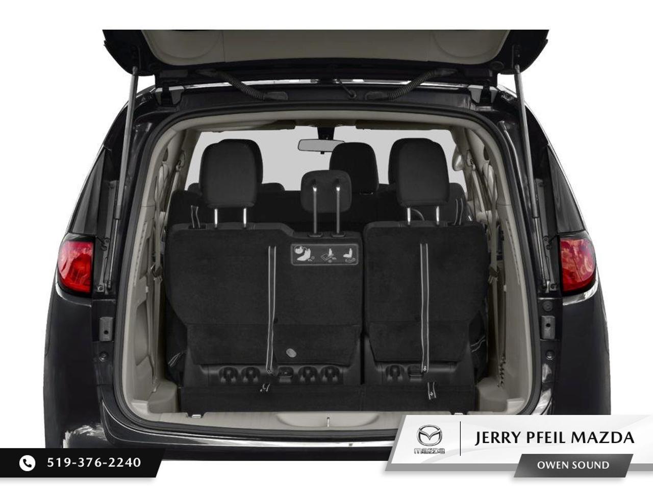 2025 Dodge Grand Caravan SXT 2WD Photo