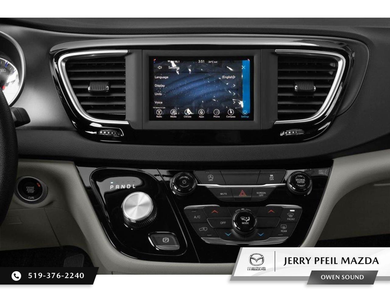 2025 Dodge Grand Caravan SXT 2WD Photo