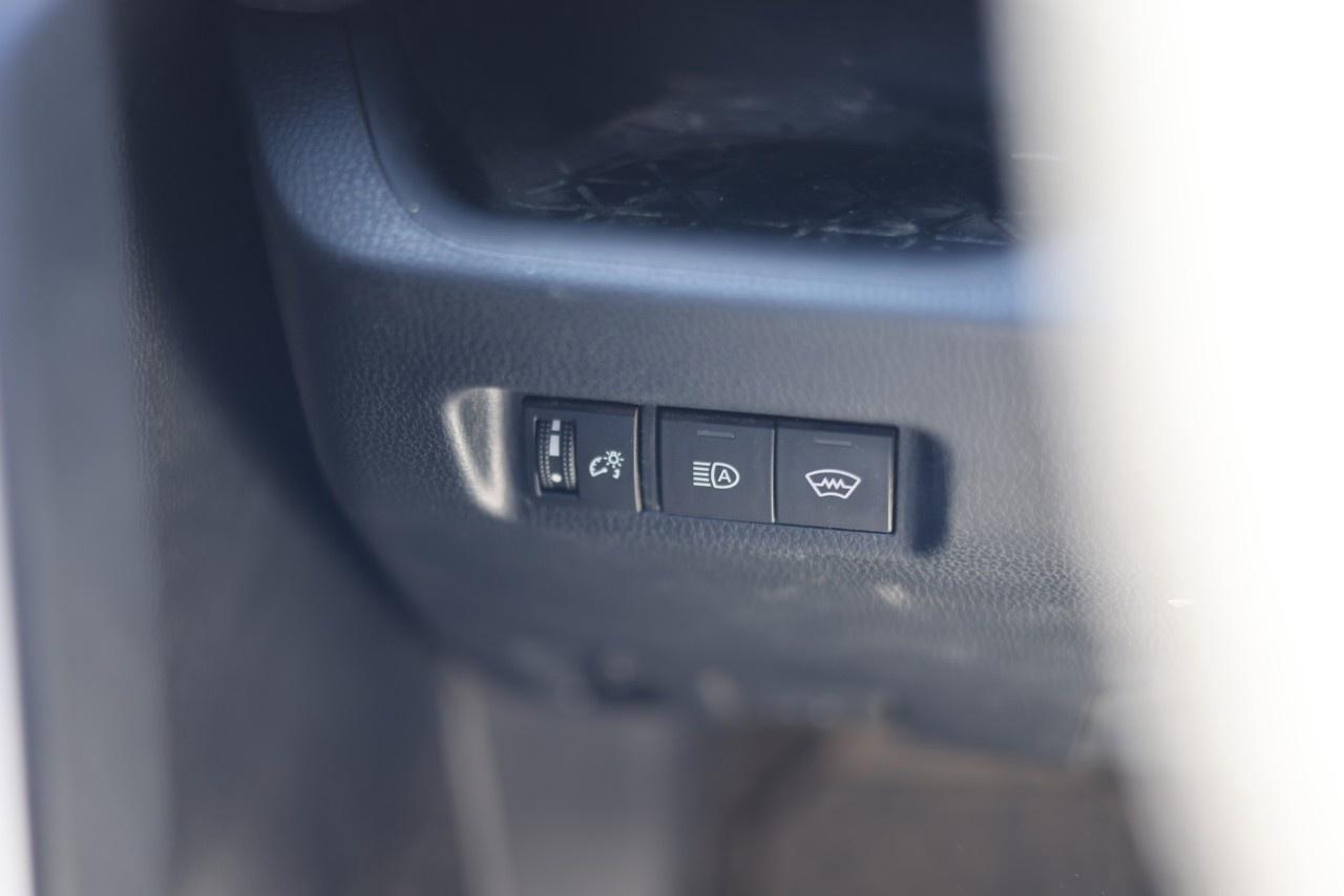 2023 Toyota RAV4 LE AWD Photo
