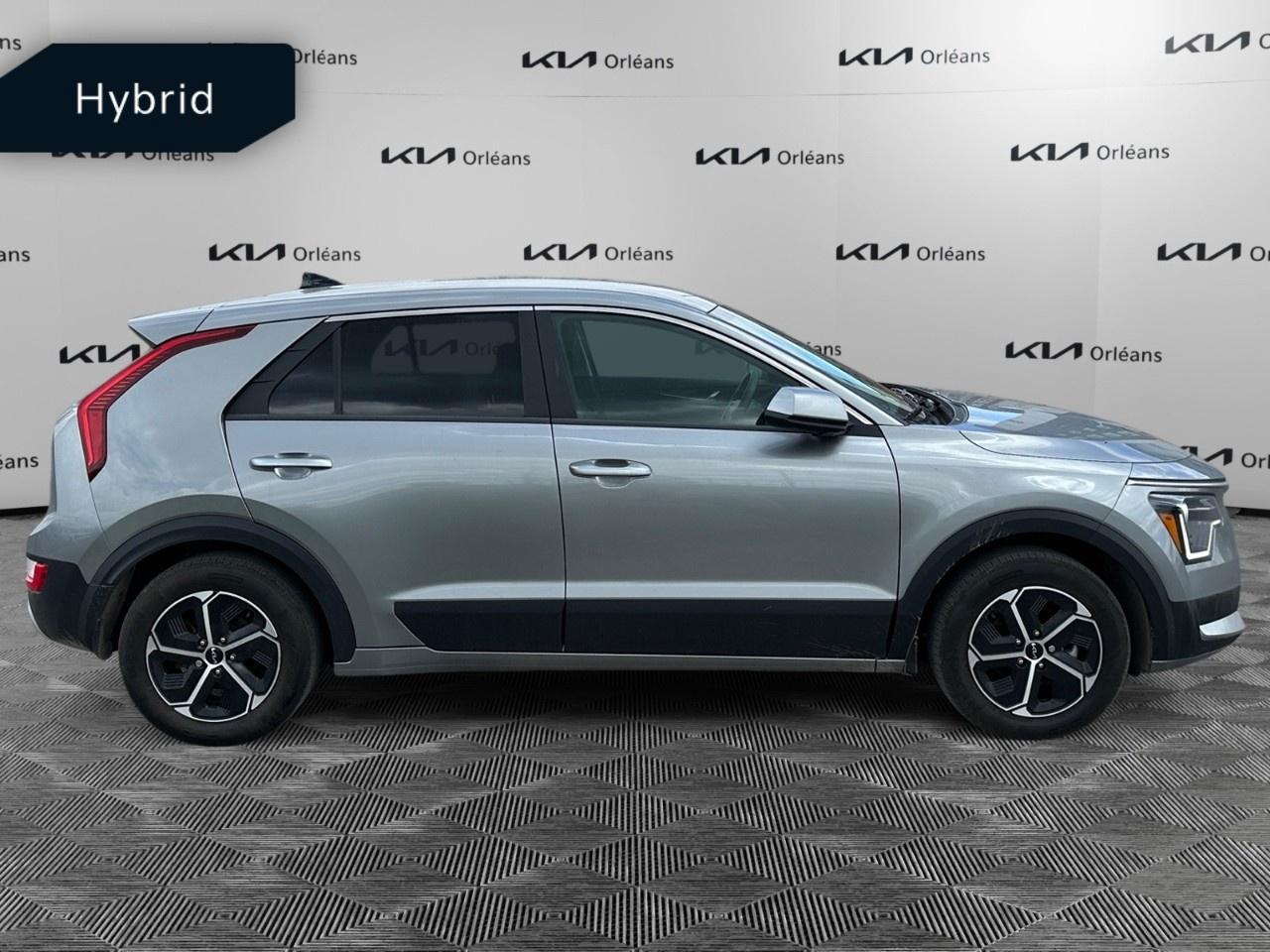 2023 Kia NIRO LX FWD Photo