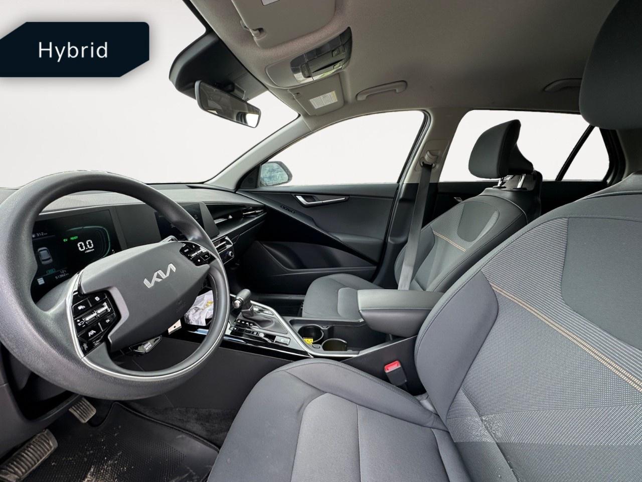 2023 Kia NIRO LX FWD Photo