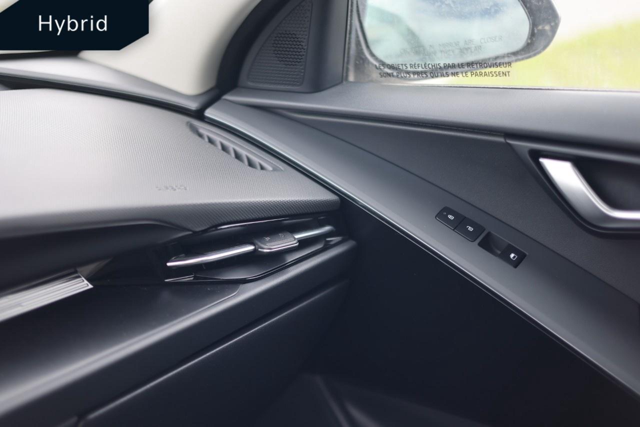 2023 Kia NIRO LX FWD Photo