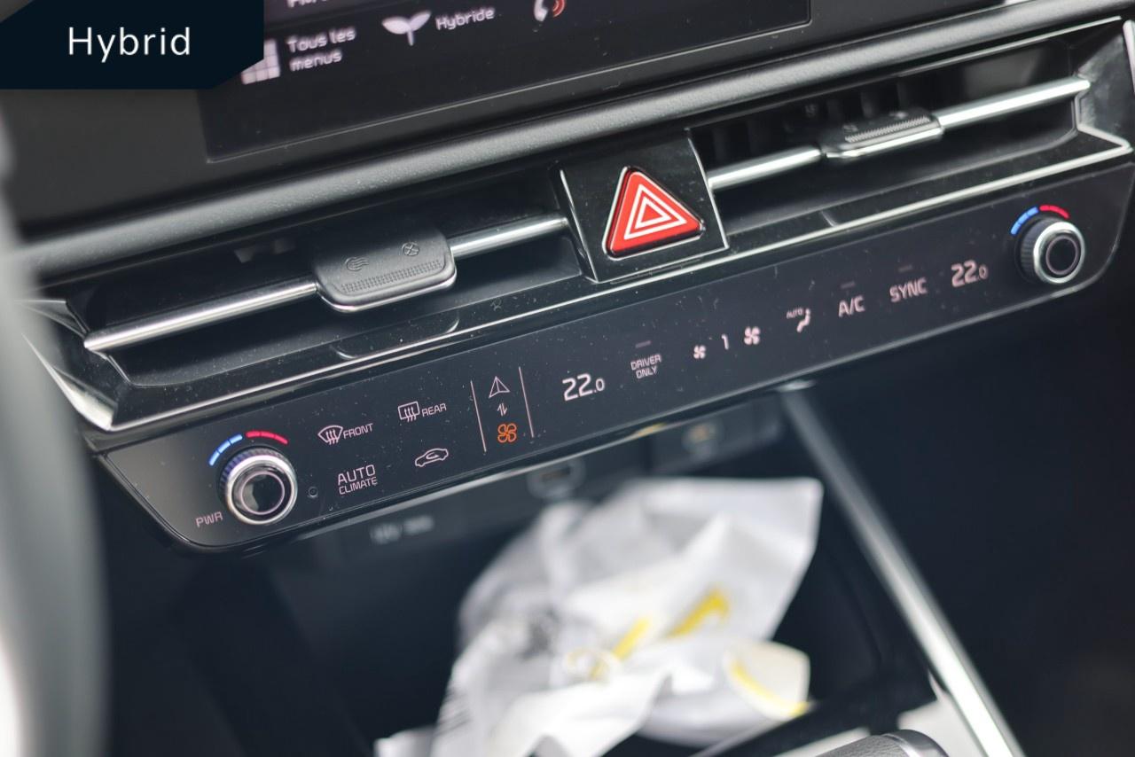 2023 Kia NIRO LX FWD Photo