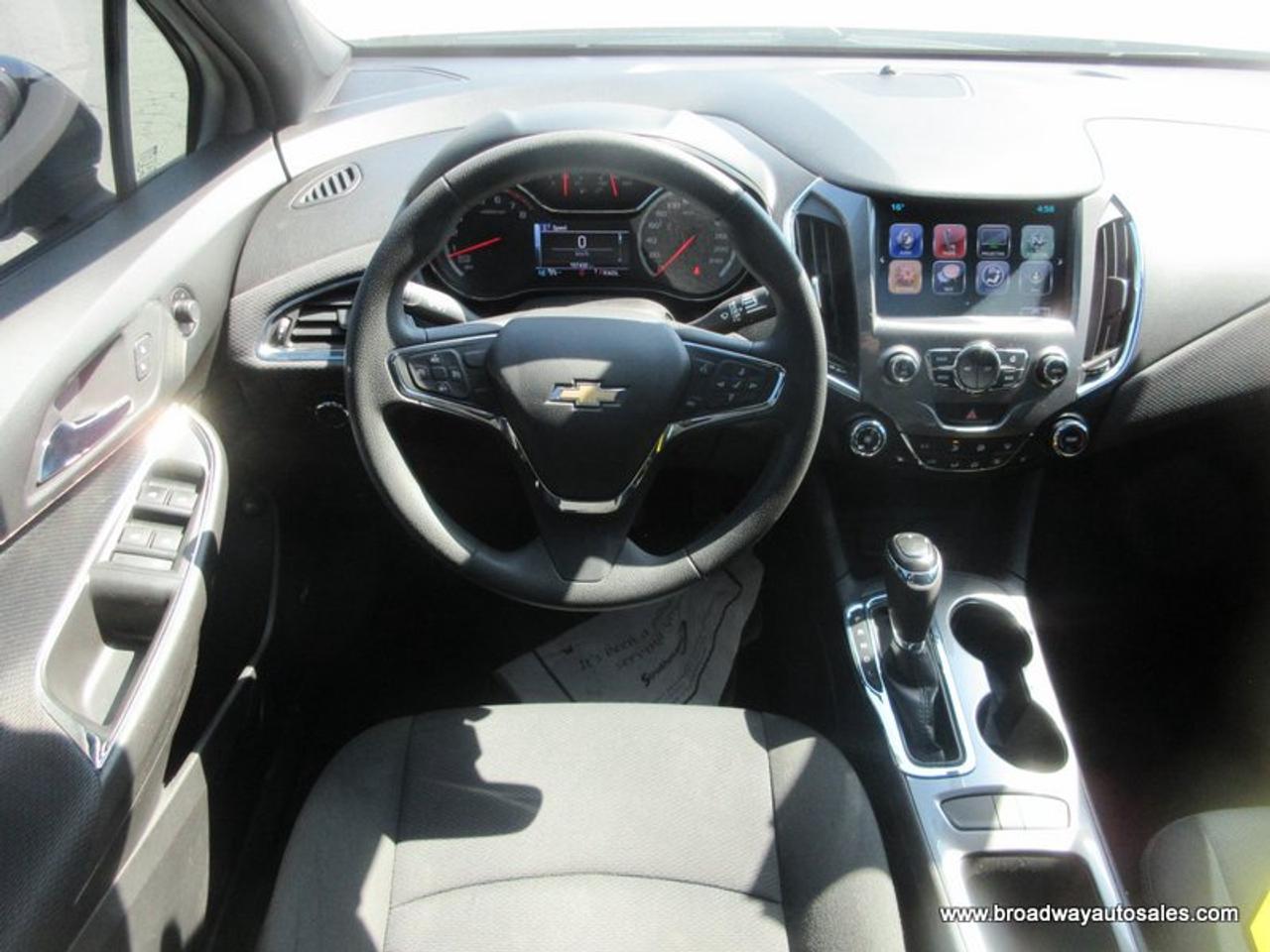 2018 Chevrolet Cruze POWER EQUIPPED LT-EDITION 5 PASSENGER 1.4L - TURBO.. HEATED SEATS.. POWER SUNROOF.. BACK-UP CAMERA.. BLUETOOTH SYSTEM.. KEYLESS ENTRY.. Photo