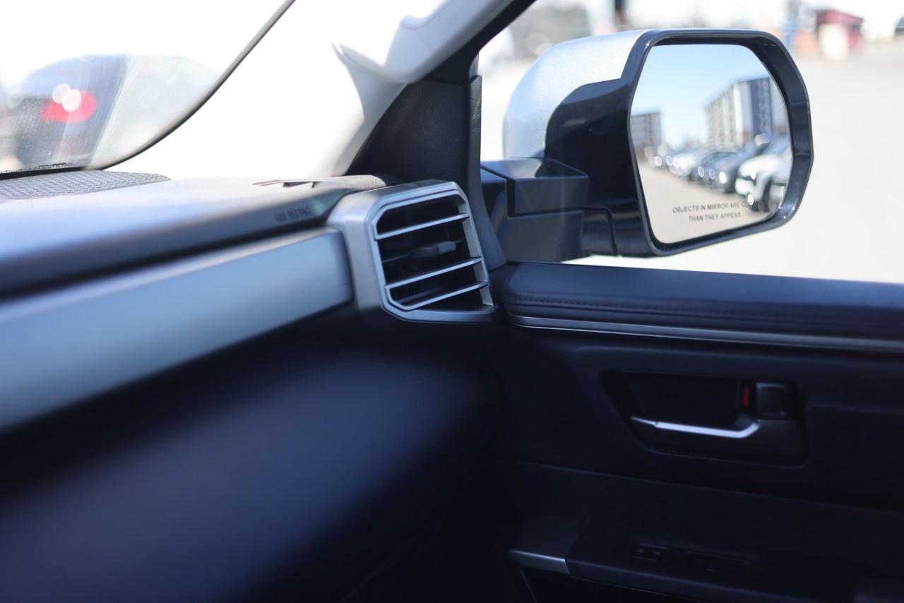 2023 Toyota Tundra 4x4 Crewmax Limited Hybrid Photo