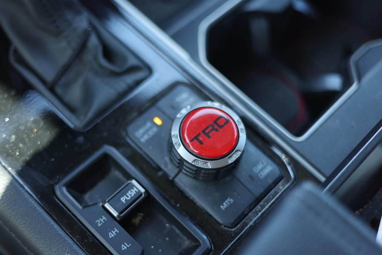 2023 Toyota Tundra 4x4 Crewmax Limited Hybrid Photo