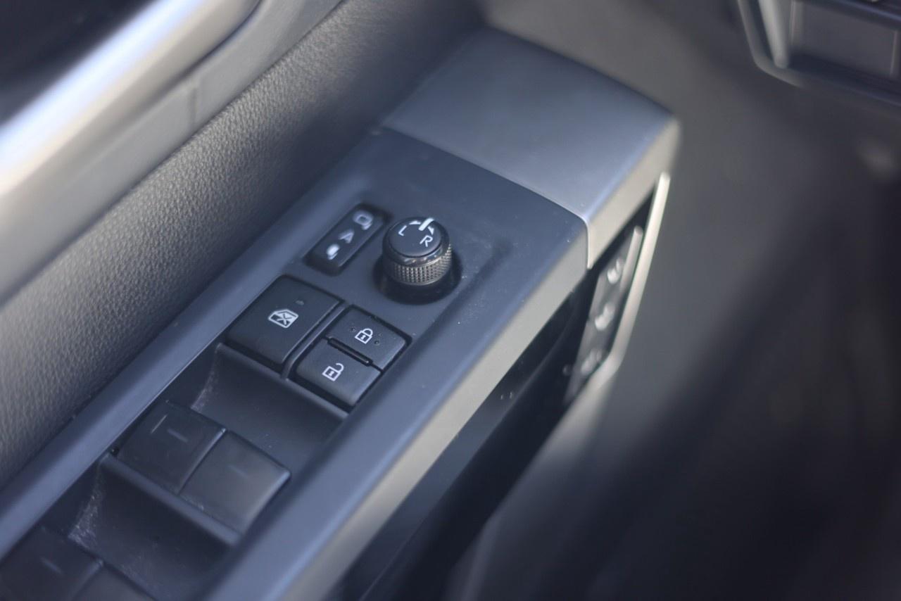 2023 Toyota Tundra 4x4 Crewmax Limited Hybrid Photo