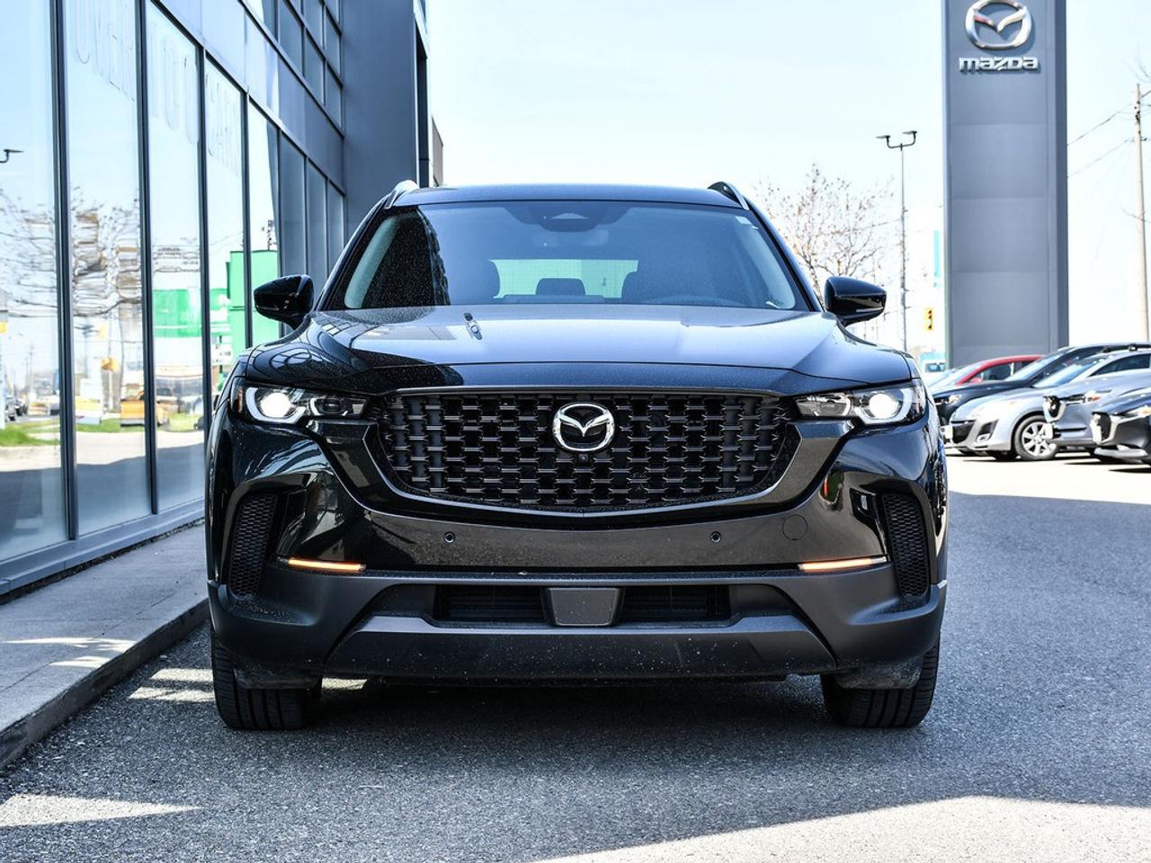 2025 Mazda CX-50 Hybrid GT e-AWD Photo3