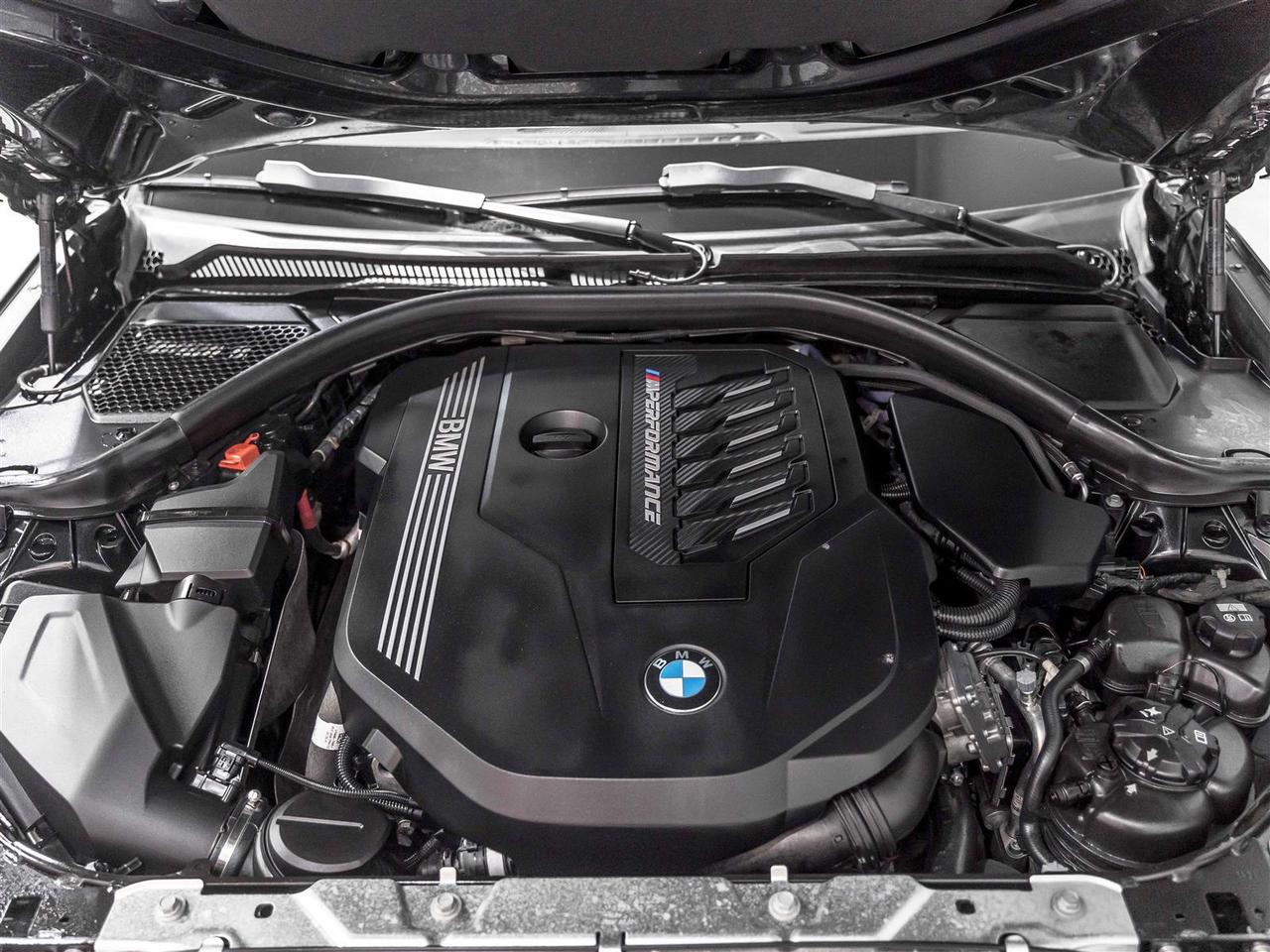 2022 BMW 318 M340i xDrive|PREMIUM ENHANCED|CARBON|ACCIDENT FREE Photo