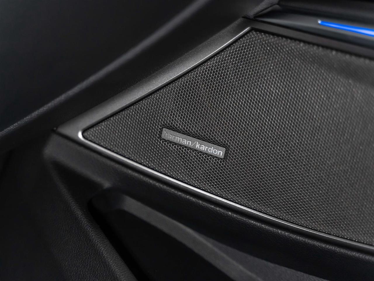 2022 BMW 318 M340i xDrive|PREMIUM ENHANCED|CARBON|ACCIDENT FREE Photo