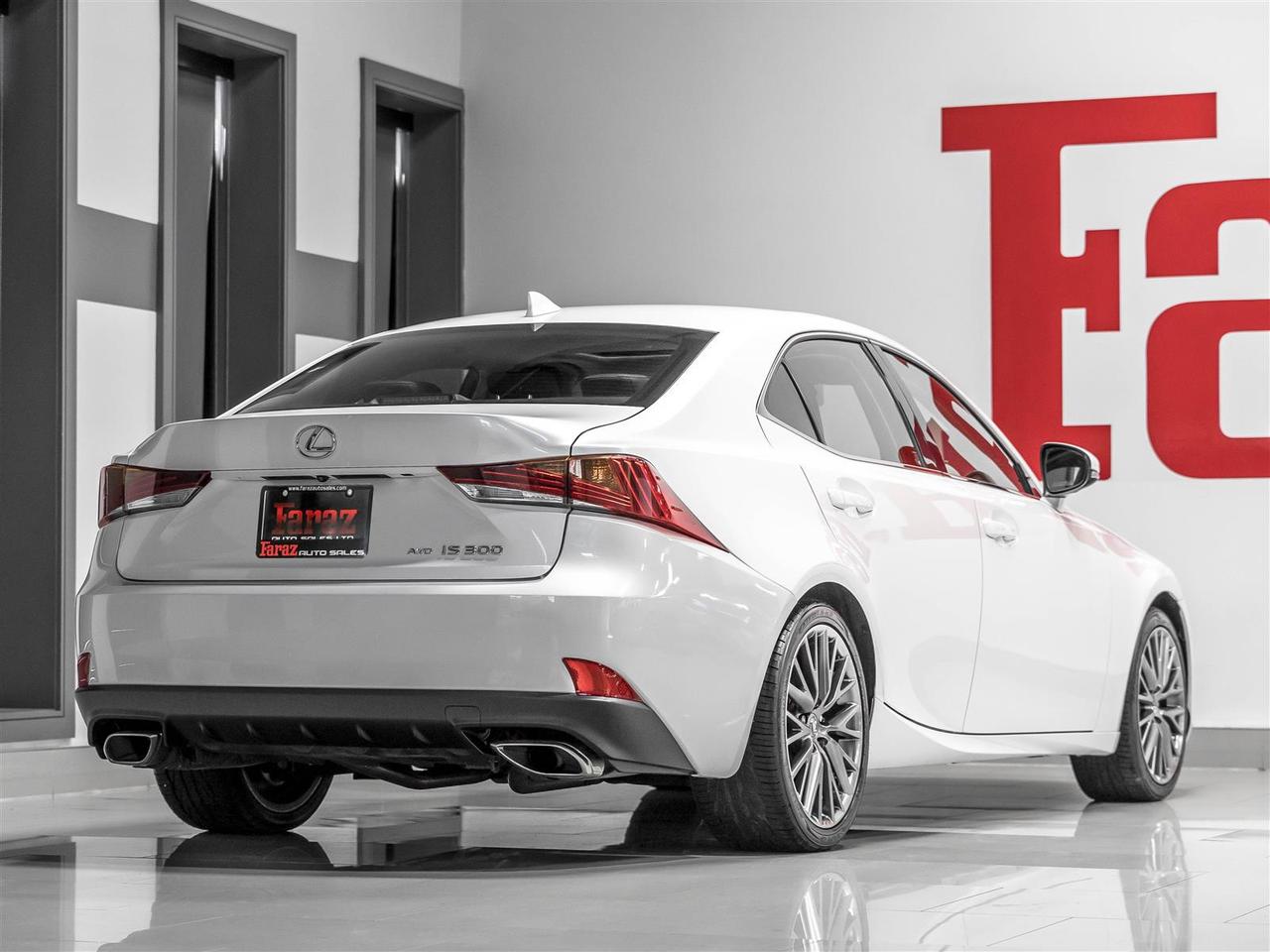 2019 Lexus IS IS 300|AWD|ADAPT CRUISE|BLINDSPOT|REAR CAM|LOADED Photo