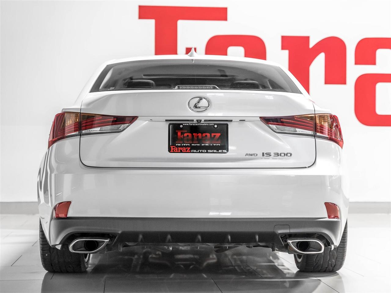 2019 Lexus IS IS 300|AWD|ADAPT CRUISE|BLINDSPOT|REAR CAM|LOADED Photo