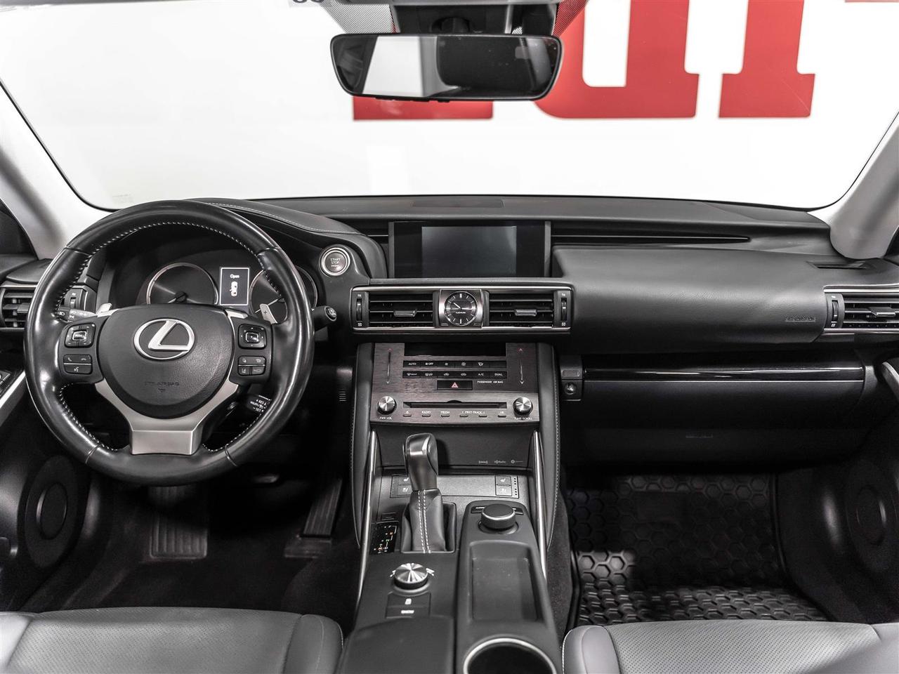 2019 Lexus IS IS 300|AWD|ADAPT CRUISE|BLINDSPOT|REAR CAM|LOADED Photo