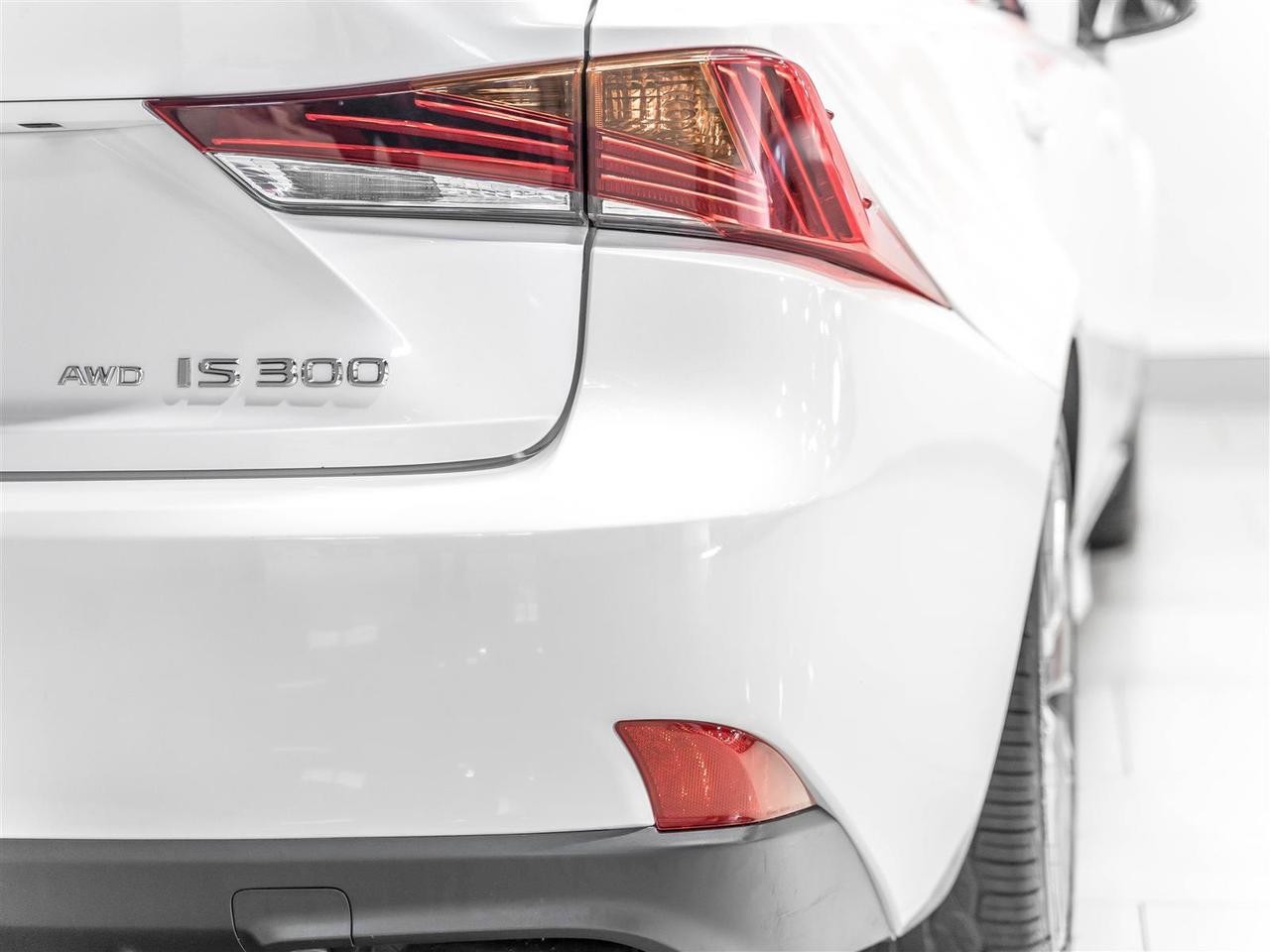 2019 Lexus IS IS 300|AWD|ADAPT CRUISE|BLINDSPOT|REAR CAM|LOADED Photo