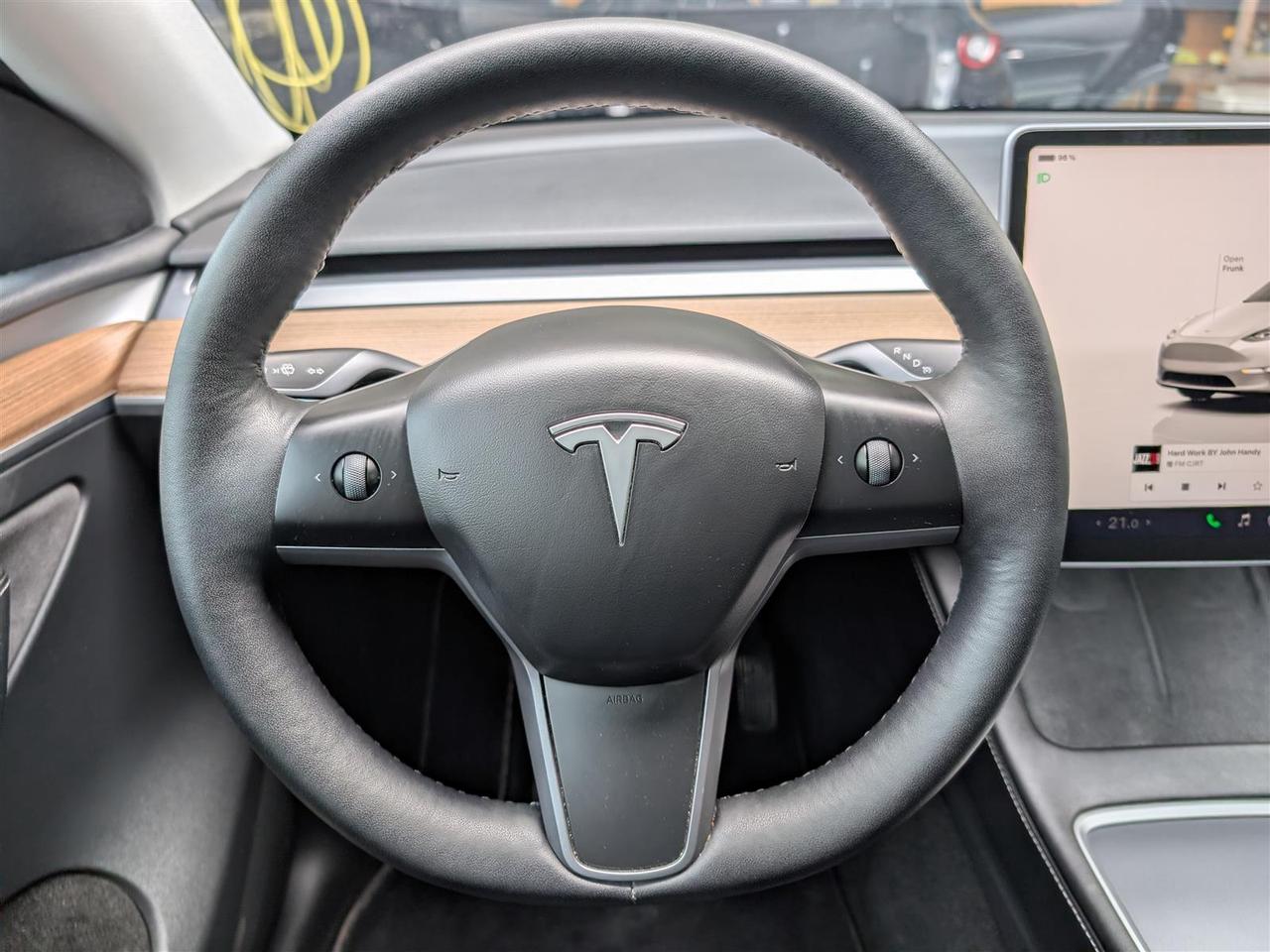 2022 Tesla Model Y LONG RANGE AWD - DUAL MOTOR Photo