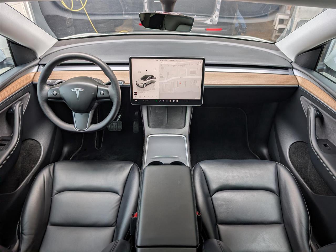 2022 Tesla Model Y LONG RANGE AWD - DUAL MOTOR Photo