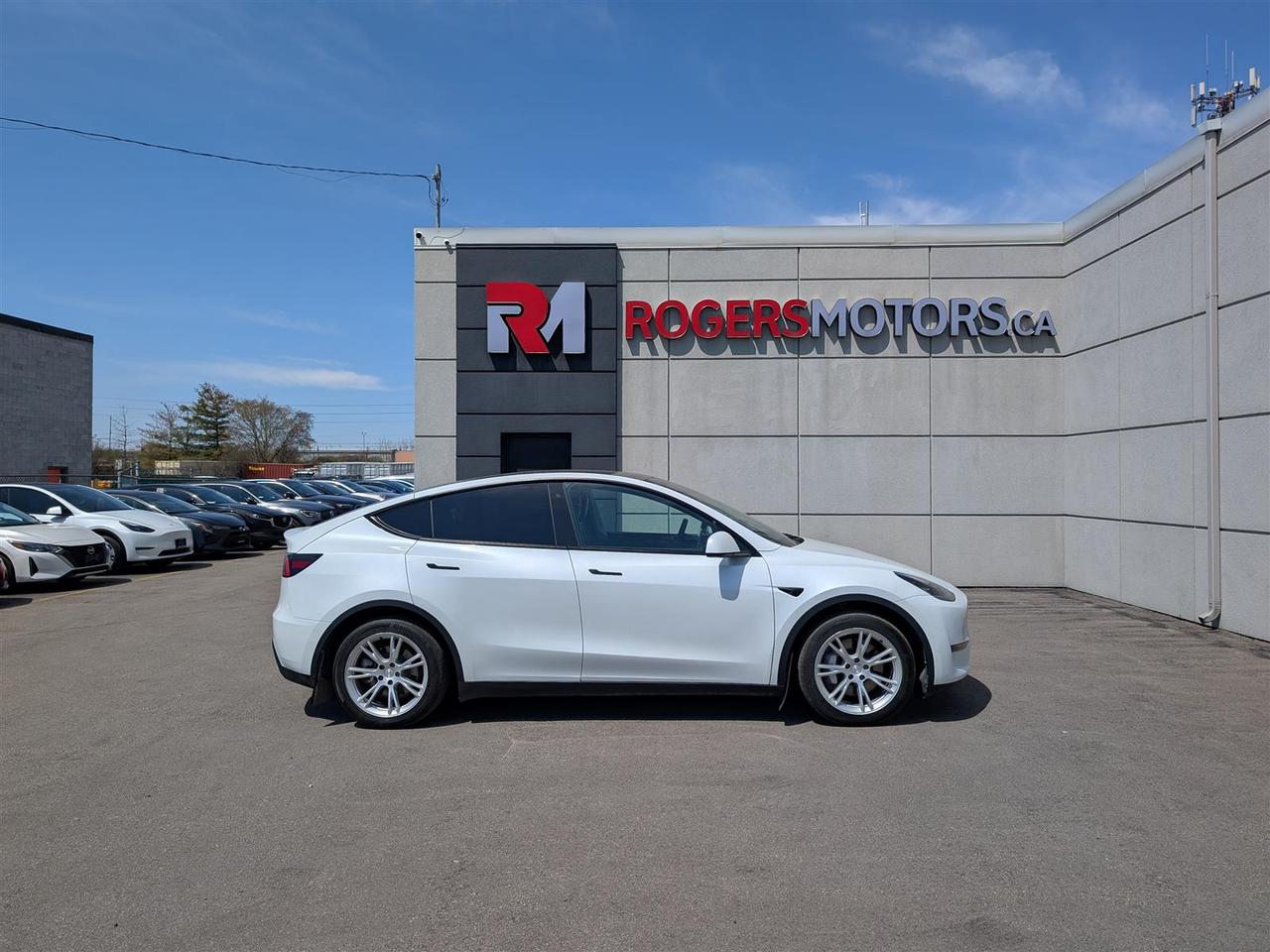 2020 Tesla Model Y LONG RANGE AWD - DUAL MOTOR Photo