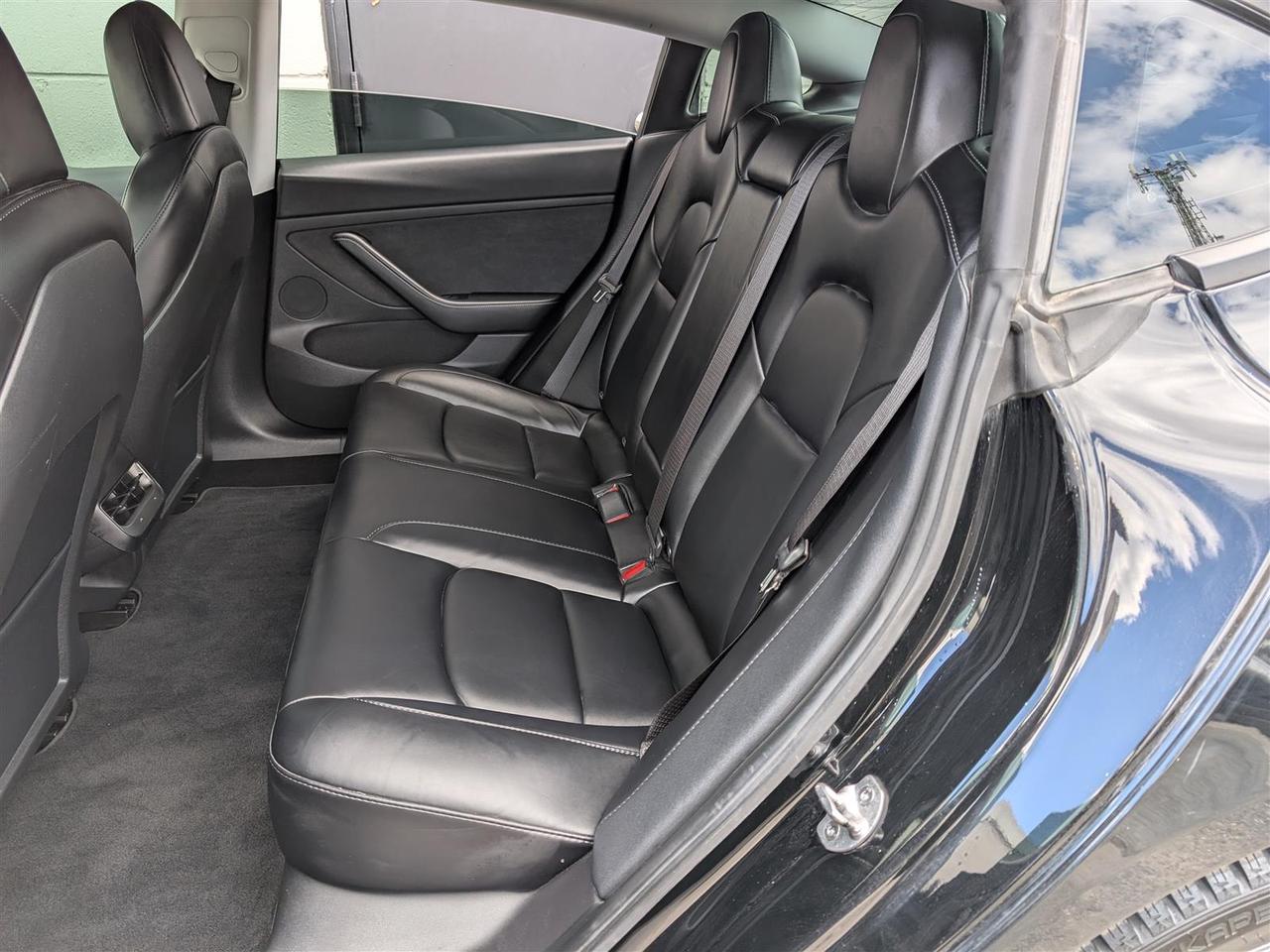 2021 Tesla Model 3 STANDARD Photo