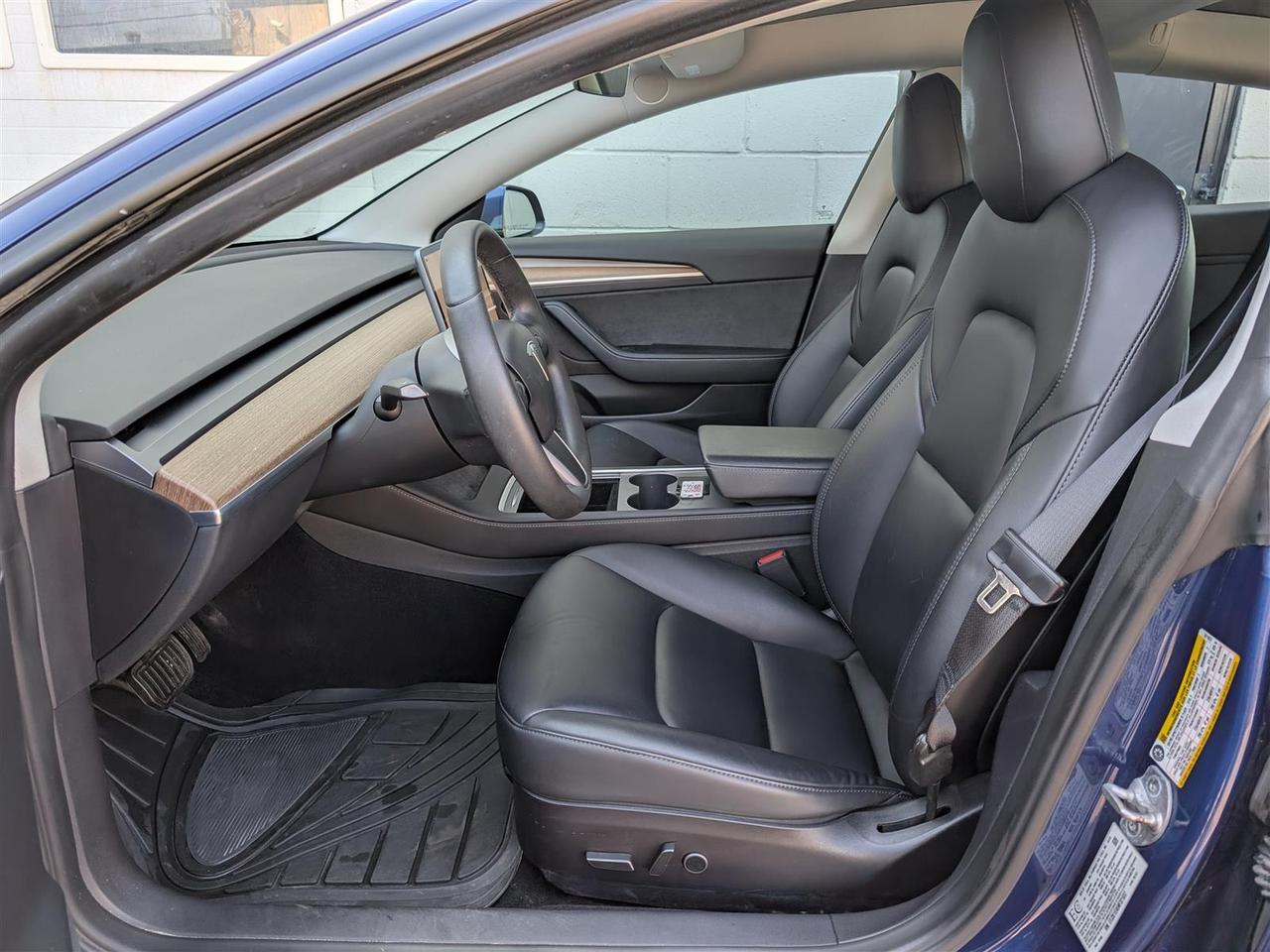 2022 Tesla Model 3 STANDARD Photo