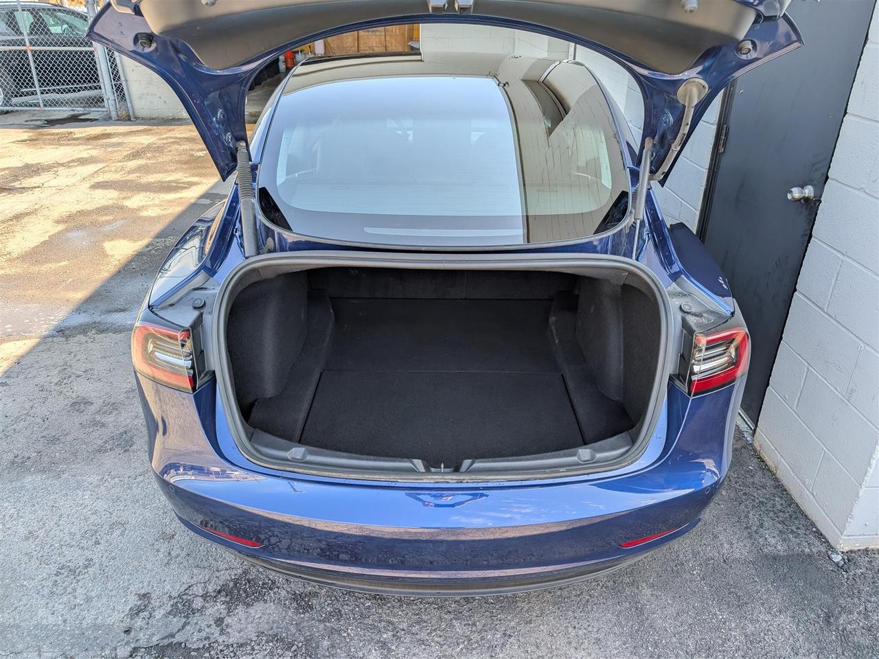 2022 Tesla Model 3 STANDARD Photo