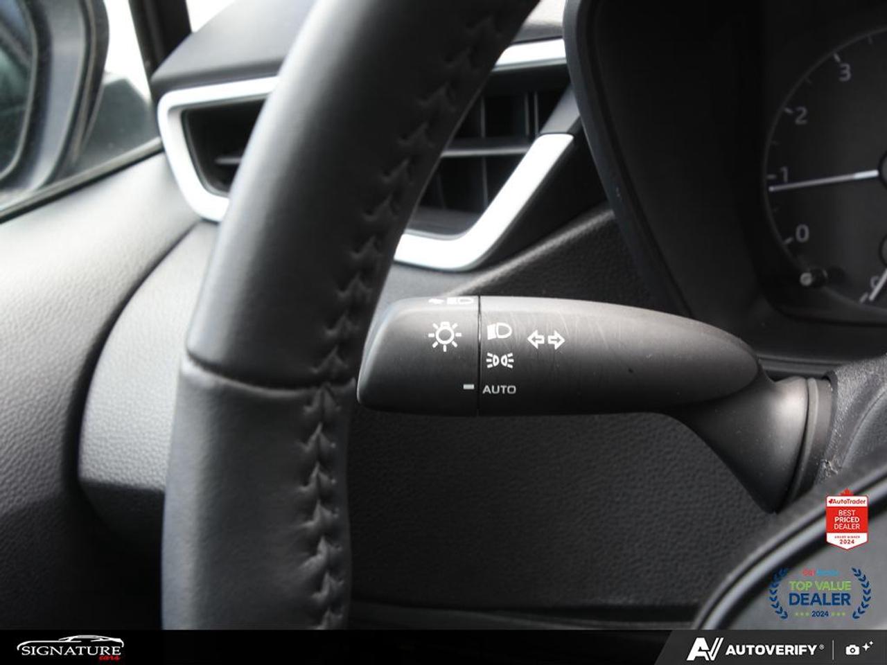 2025 Toyota Corolla LE Upgrade No Accident Sunroof Carplay BSM Photo