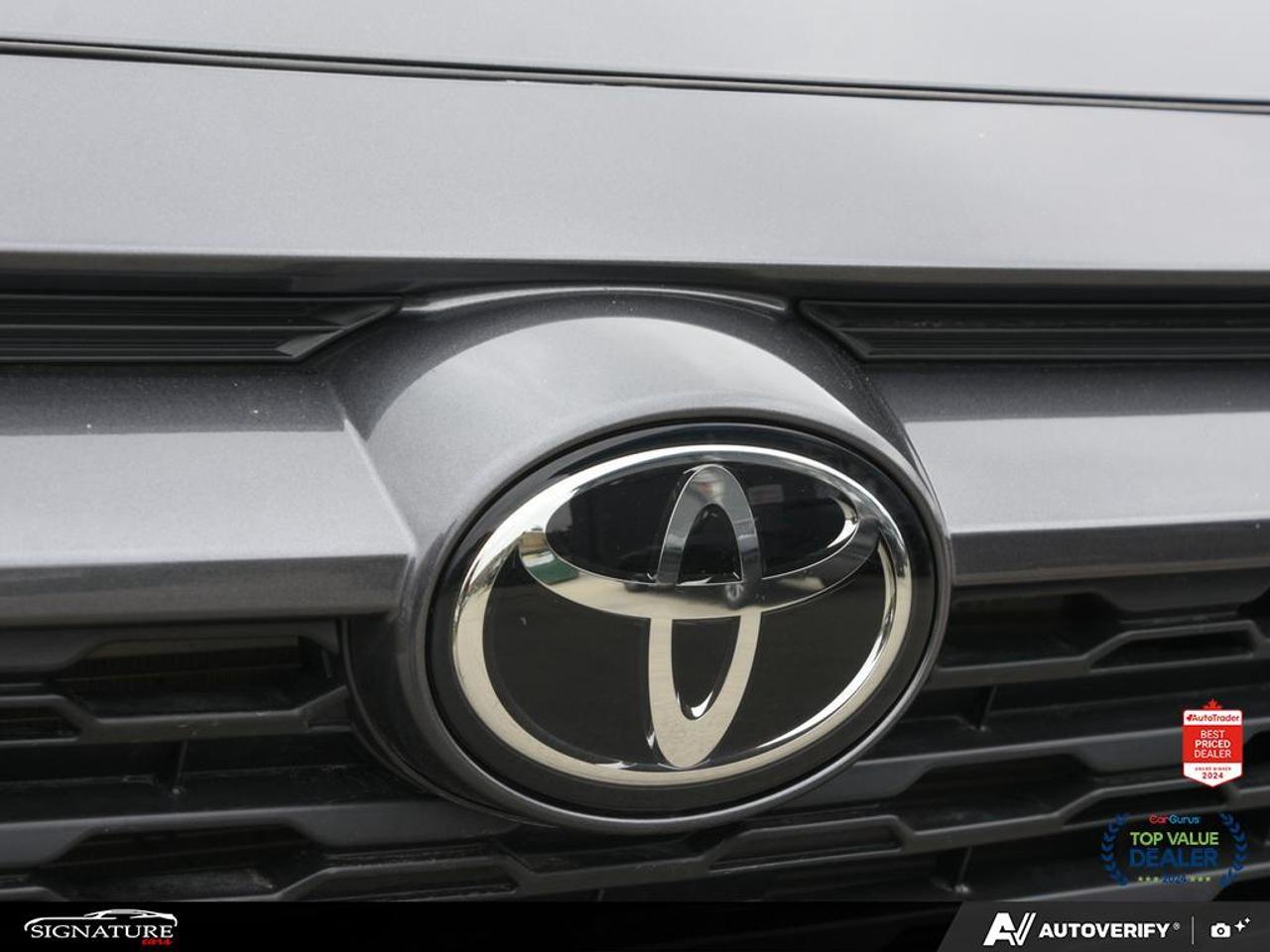 2024 Toyota RAV4 XLE AWD No Accident Sunroof Carplay BSM Photo
